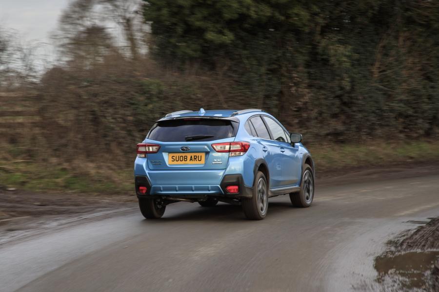  Subaru XV e-Boxer 2020 года  (UK) (фото 3 из 12)